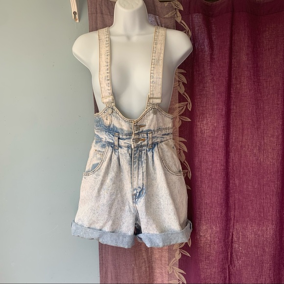 Jordache: Vintage Overall Shorts - Picture 3 of 16